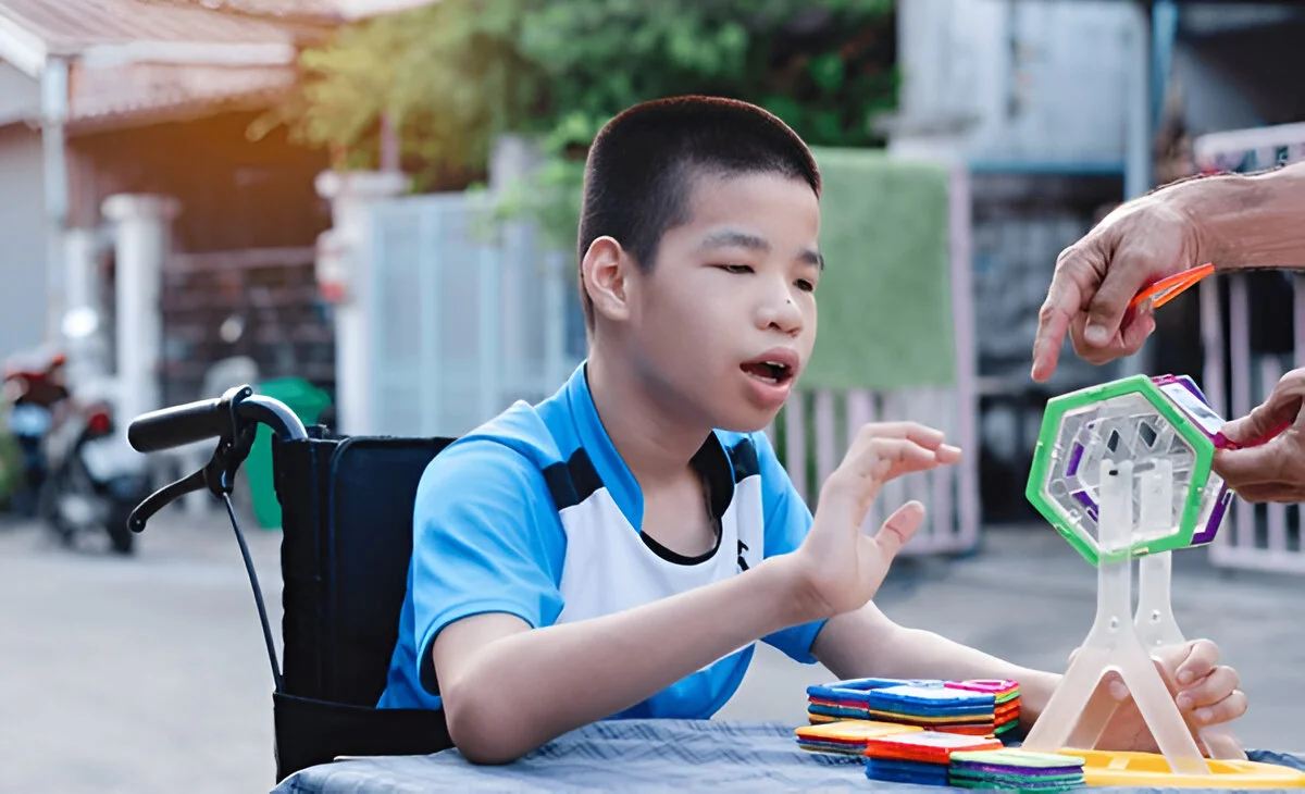 NDIS improved daily living skills training session focused on independence and wellbeing